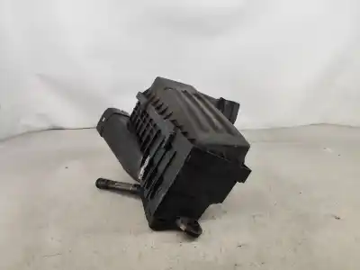 Автозапчасти б/у поддержка воздушного фильтра за volkswagen passat variant (3c5) 2.0 tdi ссылки oem iam 3c0129607ah  