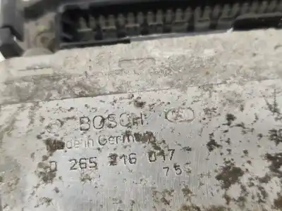 Pezzo di ricambio per auto di seconda mano abs per volvo v40 combi (vw) 1.9 td gasóleo 1997 5p riferimenti oem iam 0265216017  