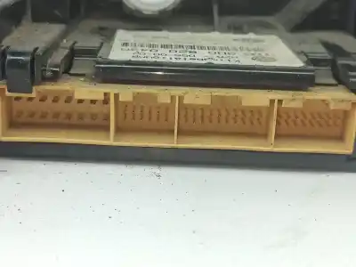 Peça sobressalente para automóvel em segunda mão comando de sofagem (chauffage / ar condicionado) por audi a4 b5 avant (8d5) 2.5 tdi referências oem iam 8d0820043m   Peça sobressalente para automóvel em segunda mão comando de sofagem (chauffage / ar condicionado) por audi a4 b5 avant (8d5) 2.5 tdi referências oem iam 8d0820043m