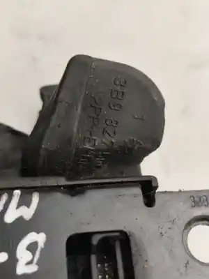 Автозапчасти б/у замок багажника/ворот за volkswagen passat variant (3b5) 1.9 tdi ссылки oem iam 3b9827505  