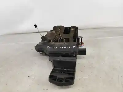 Автозапчастина б/у замок дверей заднього лівого для volkswagen passat variant (3b5) 1.9 tdi посилання на oem iam 3b4839015a  