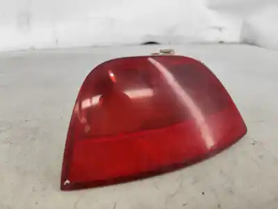 Pezzo di ricambio per auto di seconda mano luce nebbia posteriore centrale per ford focus i (daw, dbw) 1.8 turbo di / tddi riferimenti oem iam 0374d Pezzo di ricambio per auto di seconda mano luce nebbia posteriore centrale per ford focus i (daw, dbw) 1.8 turbo di / tddi riferimenti oem iam 0374d