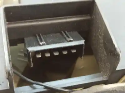 Автозапчастина б/у лівий ход ліхар для ford fiesta iv (ja_, jb_) 1.25 i 16v gasolina 1998 5p посилання на oem iam 96fg13n004aa  