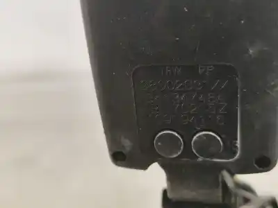 Автозапчастина б/у задній центральний гачок для peugeot 308 sw ii (lc_, lj_, lr_, lx_, l4_) 1.6 hdi / bluehdi 115 (lcbhxm lcbhxt) посилання на oem iam 98002031xx  