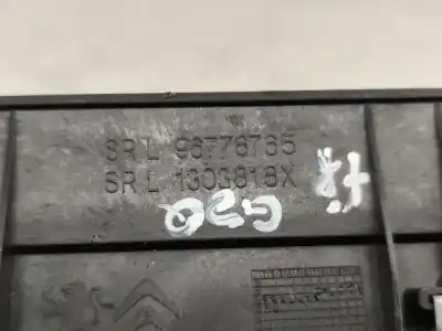 Автозапчастина б/у аераційна решіта для peugeot 308 sw ii (lc_, lj_, lr_, lx_, l4_) 1.6 hdi / bluehdi 115 (lcbhxm lcbhxt) посилання на oem iam   