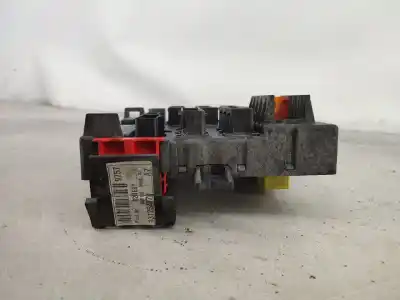 Second-hand car spare part fuse box unit for opel vectra c (z02) 1.8 16v oem iam references 13125487   Second-hand car spare part fuse box unit for opel vectra c (z02) 1.8 16v oem iam references 13125487