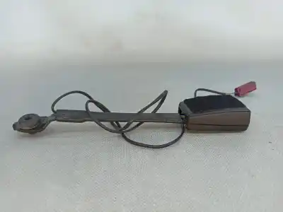 Tweedehands auto-onderdeel riemhaak links voor voor ford focus iii 1.6 tdci oem iam-referenties bm5161209abw