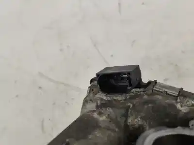 Pièce détachée automobile d'occasion boitier de papillon pour opel corsa c (x01) 1.2 (f08, f68) références oem iam 0280750044  