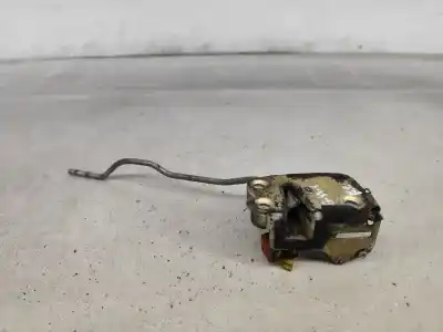 Second-hand car spare part left front door lock for ssangyong musso (fj) 2.9 td oem iam references 