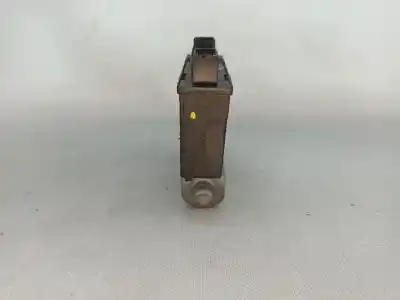 Автозапчастина б/у двиг скла задне ліво для audi a4 b6 (8e2) 1.9 tdi посилання на oem iam 8e0959801a  