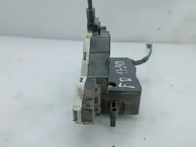 Автозапчастина б/у замок передній праві двері для peugeot 207/207+ (wa_, wc_) 1.4 hdi посилання на oem iam 24094158  