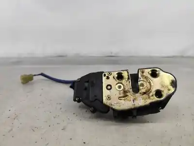 Peça sobressalente para automóvel em segunda mão fechadura da porta dianteira direita por kia carnival i (up) 2.9 tdi referências oem iam 2 pinos