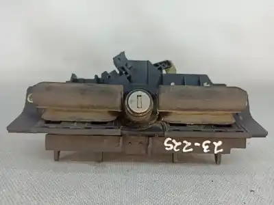 Second-hand car spare part TAILGATE LOCK for AUDI A3 (8L1)  OEM IAM references 8D9827565H // 8D9827565J  