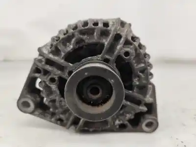 Second-hand car spare part alternator for opel vectra c (z02) 2.2 dti 16v (f69) oem iam references 13108596 Second-hand car spare part alternator for opel vectra c (z02) 2.2 dti 16v (f69) oem iam references 13108596
