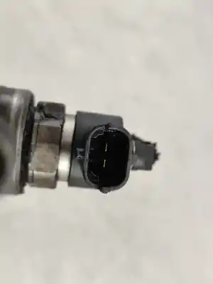 Second-hand car spare part injector for opel astra h caravan (l35) 1.7 cdti (l35) gasóleo 2005 5p oem iam references 0445110175  