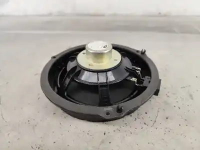Second-hand car spare part speaker for jaguar i-pace (x590) ev400 awd oem iam references   