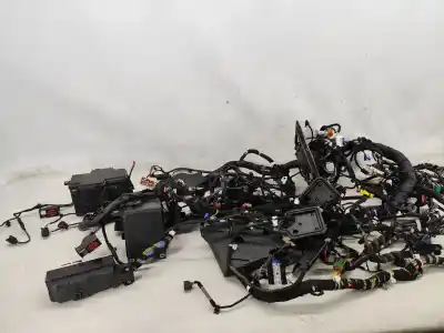 İkinci el araba yedek parçası çeşi̇tli̇ parçalar için jaguar i-pace (x590) ev400 awd oem iam referansları   