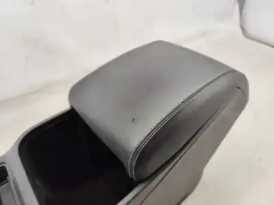 Автозапчастина б/у центральна консоль для jaguar i-pace (x590) ev400 awd посилання на oem iam 106057908c  