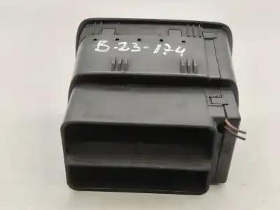 Peça sobressalente para automóvel em segunda mão grelha / difusor de ar por audi a3 (8l1) 1.9 tdi referências oem iam 8l0820901c  