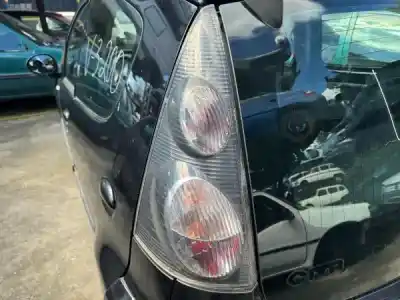 Peça sobressalente para automóvel em segunda mão farolim traseiro esquerdo por citroen c1 1.4 hdi cat (8ht / dv4td) referências oem iam 