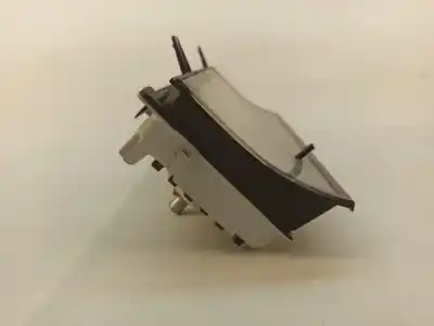 Автозапчасти б/у приборная доска за renault 19 (b/c/l53) 1.2 ссылки oem iam 7700815940  