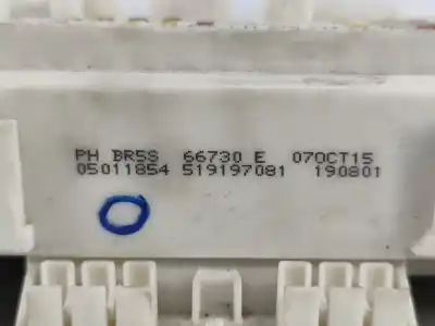 Second-hand car spare part fuse box unit for mazda 3 (bk) 1.3 (bk14) oem iam references br5s66730e  