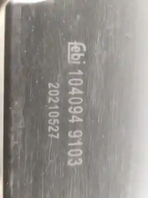 Pezzo di ricambio per auto di seconda mano coperchio bilanciere per bmw 1 (e87) 120 d riferimenti oem iam 1040949103  