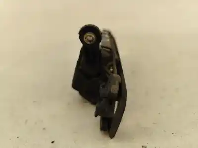 Second-hand car spare part exterior right front door handle for audi a4 b5 avant (8d5) 1.9 tdi oem iam references 8d0837208a  