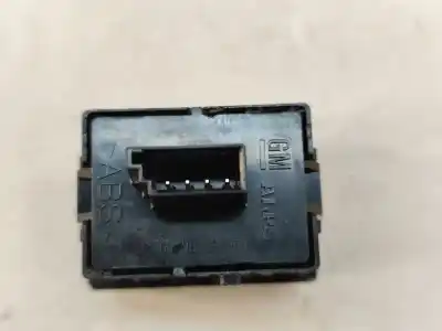 Second-hand car spare part right front power window switch for opel vectra c (z02) 2.2 dti 16v (f69) oem iam references 09185958   Second-hand car spare part right front power window switch for opel vectra c (z02) 2.2 dti 16v (f69) oem iam references 09185958