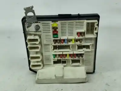 Автозапчасти б/у блок реле/предохранителей за renault kangoo express (fw0/1_) 1.5 dci 90 (fw0g fw05 fw08 fw11) ссылки oem iam 8201044235