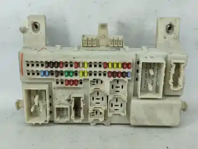 Pezzo di ricambio per auto di seconda mano scatola relè/fusibili per mazda 3 (bk) 1.6 (bk14) riferimenti oem iam br5s66730d