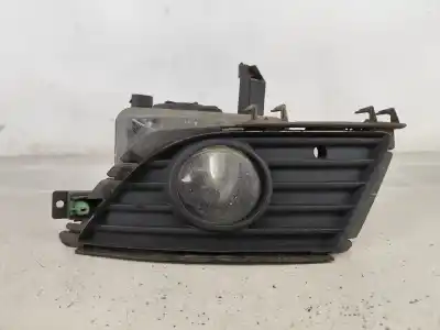 Second-hand car spare part left fog light for opel corsa c (x01) 1.2 (f08, f68) oem iam references 13118670 Second-hand car spare part left fog light for opel corsa c (x01) 1.2 (f08, f68) oem iam references 13118670