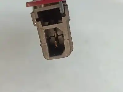 Автозапчасти б/у центральный стоп-сигнал за audi a3 (8l1) 1.6 ссылки oem iam 8d9945097b   Автозапчасти б/у центральный стоп-сигнал за audi a3 (8l1) 1.6 ссылки oem iam 8d9945097b