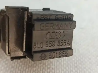 Автозапчастина б/у передній правий віконний вимикач для audi a3 (8l1) 1.6 посилання на oem iam 8l0959855a   Автозапчастина б/у передній правий віконний вимикач для audi a3 (8l1) 1.6 посилання на oem iam 8l0959855a