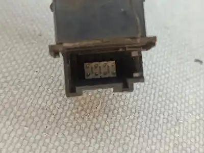 Автозапчастина б/у передній правий віконний вимикач для audi a3 (8l1) 1.6 посилання на oem iam 8l0959855a   Автозапчастина б/у передній правий віконний вимикач для audi a3 (8l1) 1.6 посилання на oem iam 8l0959855a