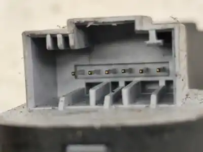 Second-hand car spare part rearview side mirror switch for volkswagen caddy ka/kb (2k) 1.9 tdi oem iam references 1t1959552  