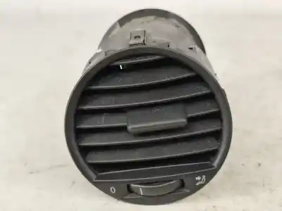 Автозапчастина б/у аераційна решіта для volkswagen caddy ka/kb (2k) 1.9 tdi посилання на oem iam 2k0819703b