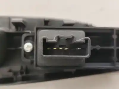 Second-hand car spare part rear right power window switch for mazda 2 (de_, dh_) 1.3 (de3fs) oem iam references d65166370  