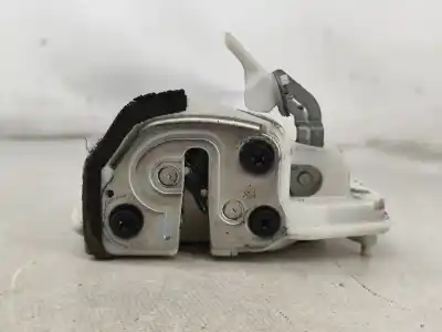 Second-hand car spare part rear right door lock for mazda 2 (de_, dh_) 1.3 (de3fs) oem iam references 8j28c0473