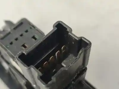 Автозапчасти б/у выключатель переднего правого окна за nissan qashqai / qashqai +2 i (j10, nj10, jj10e) 1.5 dci ссылки oem iam 25411jd000   Автозапчасти б/у выключатель переднего правого окна за nissan qashqai / qashqai +2 i (j10, nj10, jj10e) 1.5 dci ссылки oem iam 25411jd000