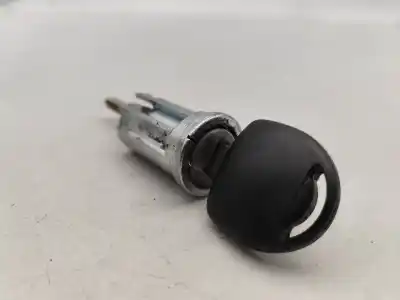 Second-hand car spare part ignition switch for opel combo tour 1.3 cdti 16v oem iam references   