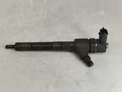 Pezzo di ricambio per auto di seconda mano iniettore per opel corsa c 1.3 16v cdti cat (z 13 dt / ln9) riferimenti oem iam 0445110083