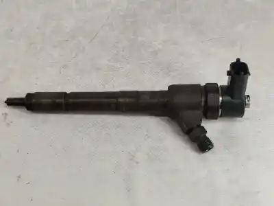 Pezzo di ricambio per auto di seconda mano iniettore per opel corsa c 1.3 16v cdti cat (z 13 dt / ln9) riferimenti oem iam 0445110083