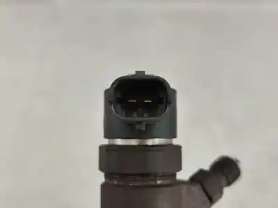 Pezzo di ricambio per auto di seconda mano iniettore per opel corsa c 1.3 16v cdti cat (z 13 dt / ln9) riferimenti oem iam 0445110083  
