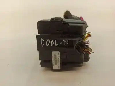 Peça sobressalente para automóvel em segunda mão caixa de fusíveis e relés por opel corsa d (s07) 1.3 cdti (l08 l68) referências oem iam 13252917  
