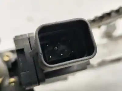 Second-hand car spare part driver left window regulator for opel corsa c 1.2 16v cat (z 12 xe / lw4) oem iam references 24466595lh  