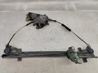 Peça sobressalente para automóvel em segunda mão elevador de vidros dianteira esquerda por opel kadett e (t85) 1.7 d (c19. d19) referências oem iam 0130821171