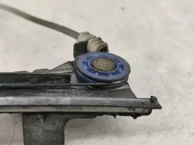 Second-hand car spare part driver left window regulator for opel kadett e (t85) 1.7 d (c19. d19) oem iam references 0130821171  