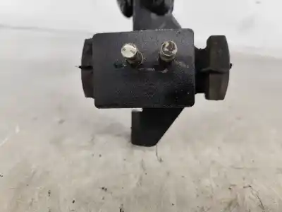 Second-hand car spare part engine support for opel frontera a (u92) 2.8 td (5bmwl4 5bsud2) oem iam references   