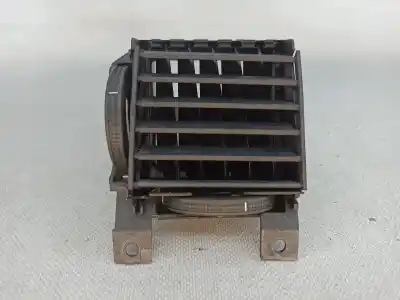 Second-hand car spare part air ventilation grille for opel vectra c (z02) 2.2 dti 16v (f69) oem iam references  Second-hand car spare part air ventilation grille for opel vectra c (z02) 2.2 dti 16v (f69) oem iam references